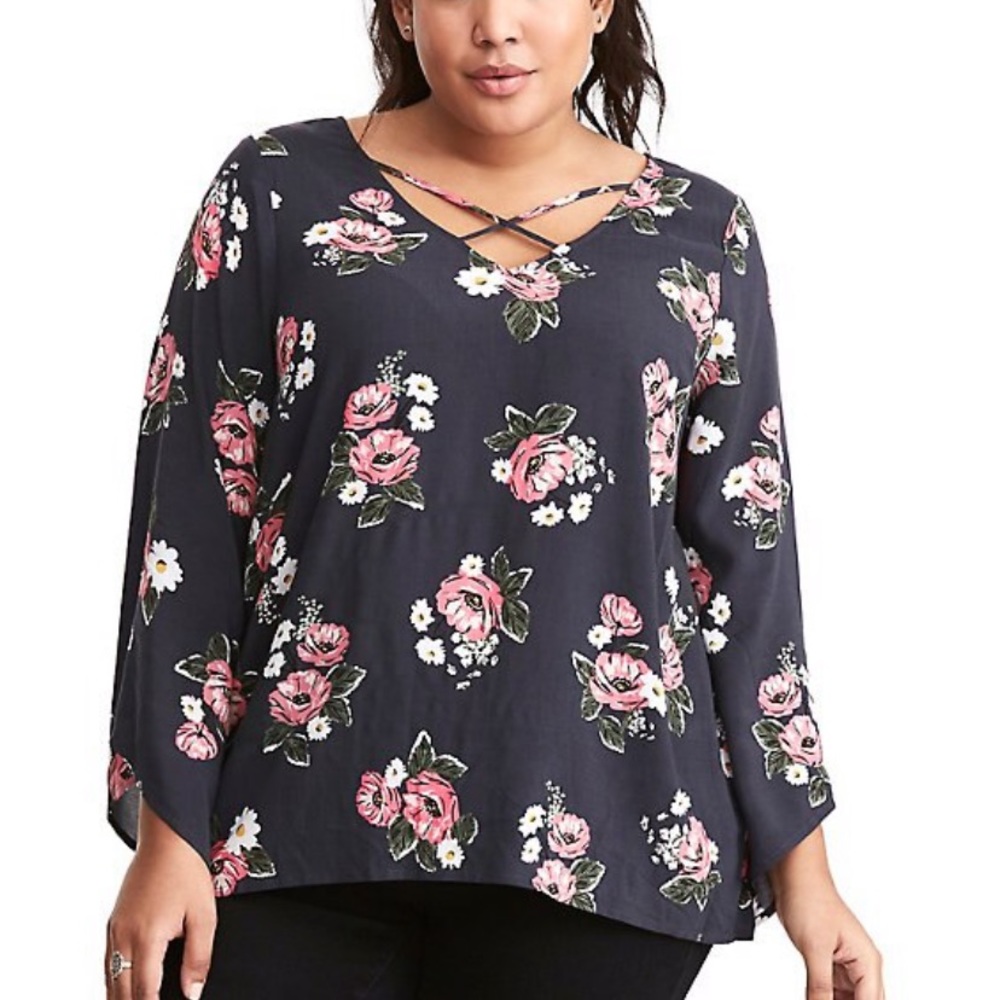 Bell sleeve blouse